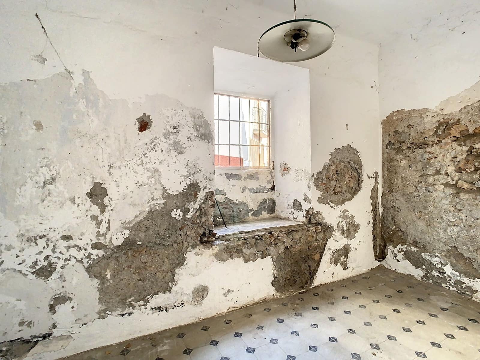 4 slaapkamer Huis te koop in Velez de Benaudalla - € 115.000 (Ref: 6769817)