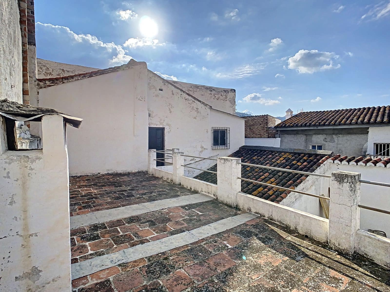 4 slaapkamer Huis te koop in Velez de Benaudalla - € 115.000 (Ref: 6769817)