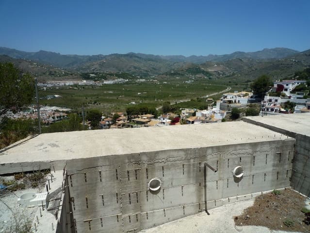 4 bedroom Villa for sale in Almuñécar with pool garage - € 470,000 (Ref: 7041360)