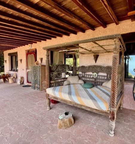 5 chambre Finca/Maison de Campagne à vendre à Maro, Nerja avec piscine - 1 250 000 € (Ref: 7747771)