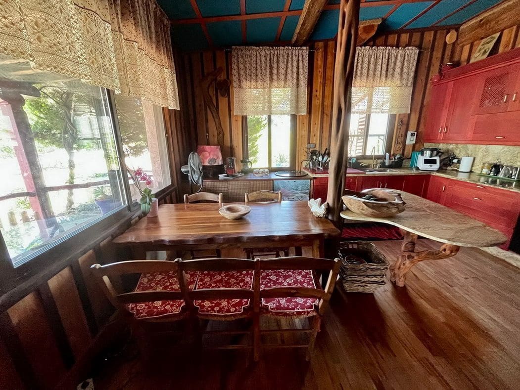 5 soveværelse Finca/Landehus til salg i Maro med swimmingpool - € 1.250.000 (Ref: 7747771)