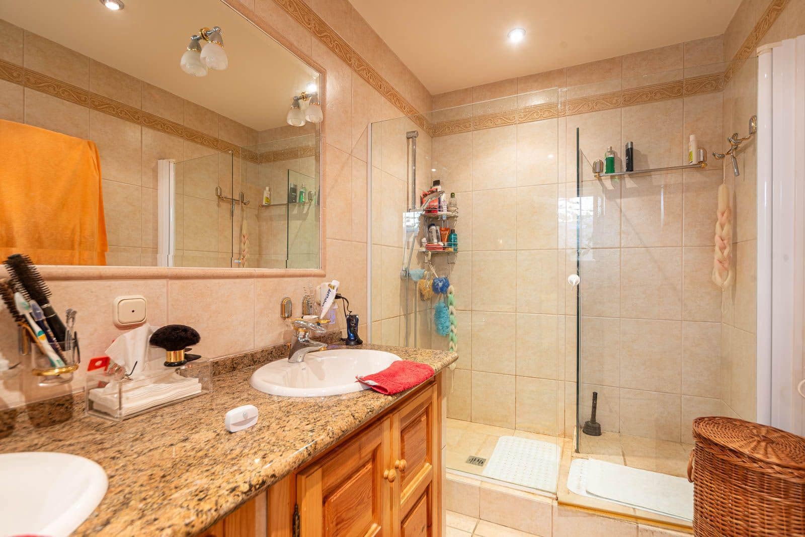 3 soverom Villa til salgs i Almunecar med svømmebasseng garasje - € 575 000 (Ref: 8243232)