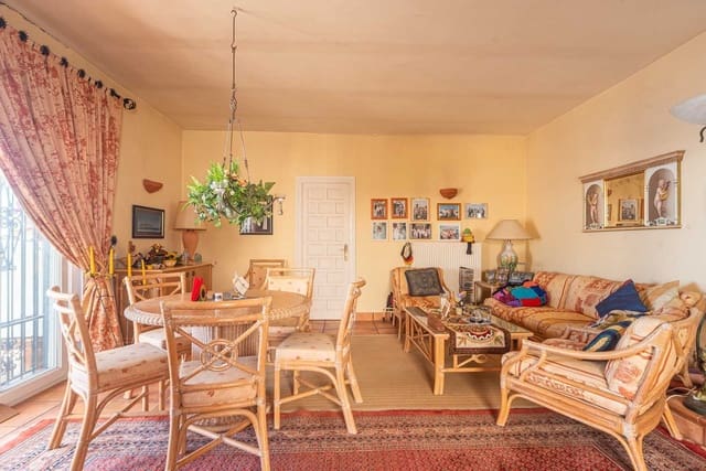 3 quarto Moradia para venda em Almuñécar com piscina garagem - 575 000 € (Ref: 8243232)