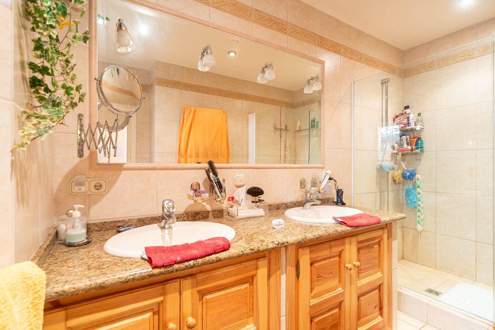 3 soverom Villa til salgs i Almunecar med svømmebasseng garasje - € 575 000 (Ref: 8243232)