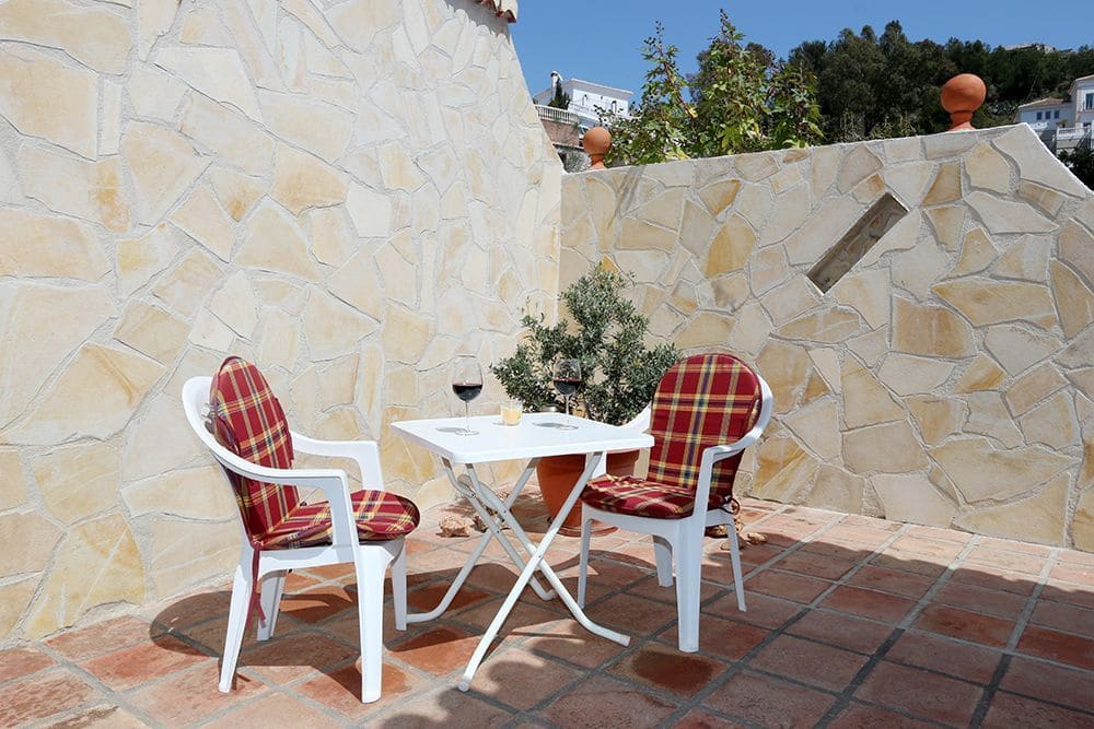 2 soveværelse Villa til salg i Cotobro med swimmingpool garage - € 485.000 (Ref: 8331865)