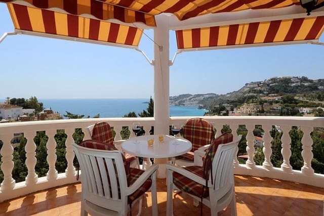 2 slaapkamer Villa te koop in Cotobro, Almuñécar met zwembad garage - € 485.000 (Ref: 8331865)