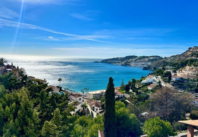 2 slaapkamer Villa te koop in Cotobro, Almuñécar met zwembad garage - € 485.000 (Ref: 8331865)