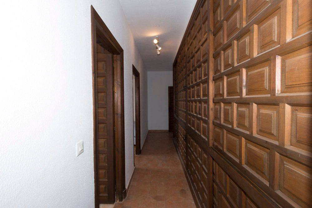 5 soveværelse Villa til salg i Almunecar med garage - € 595.000 (Ref: 9236397)