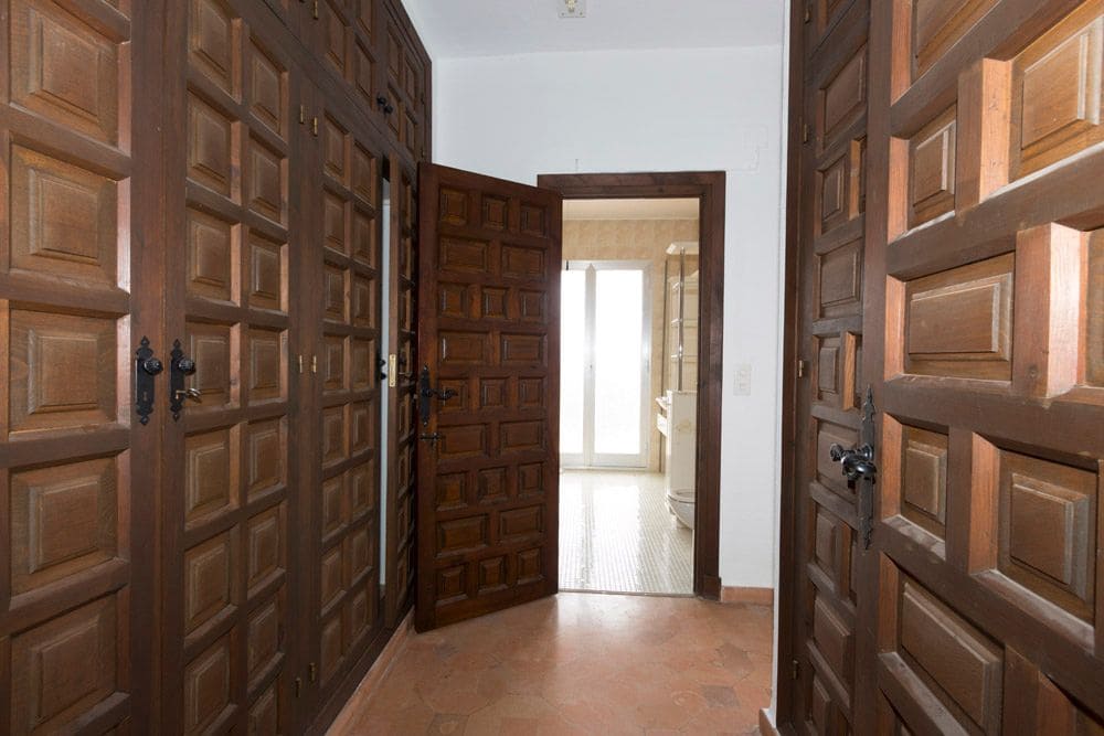 5 soveværelse Villa til salg i Almunecar med garage - € 595.000 (Ref: 9236397)