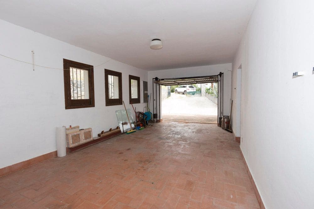 5 soveværelse Villa til salg i Almunecar med garage - € 595.000 (Ref: 9236397)