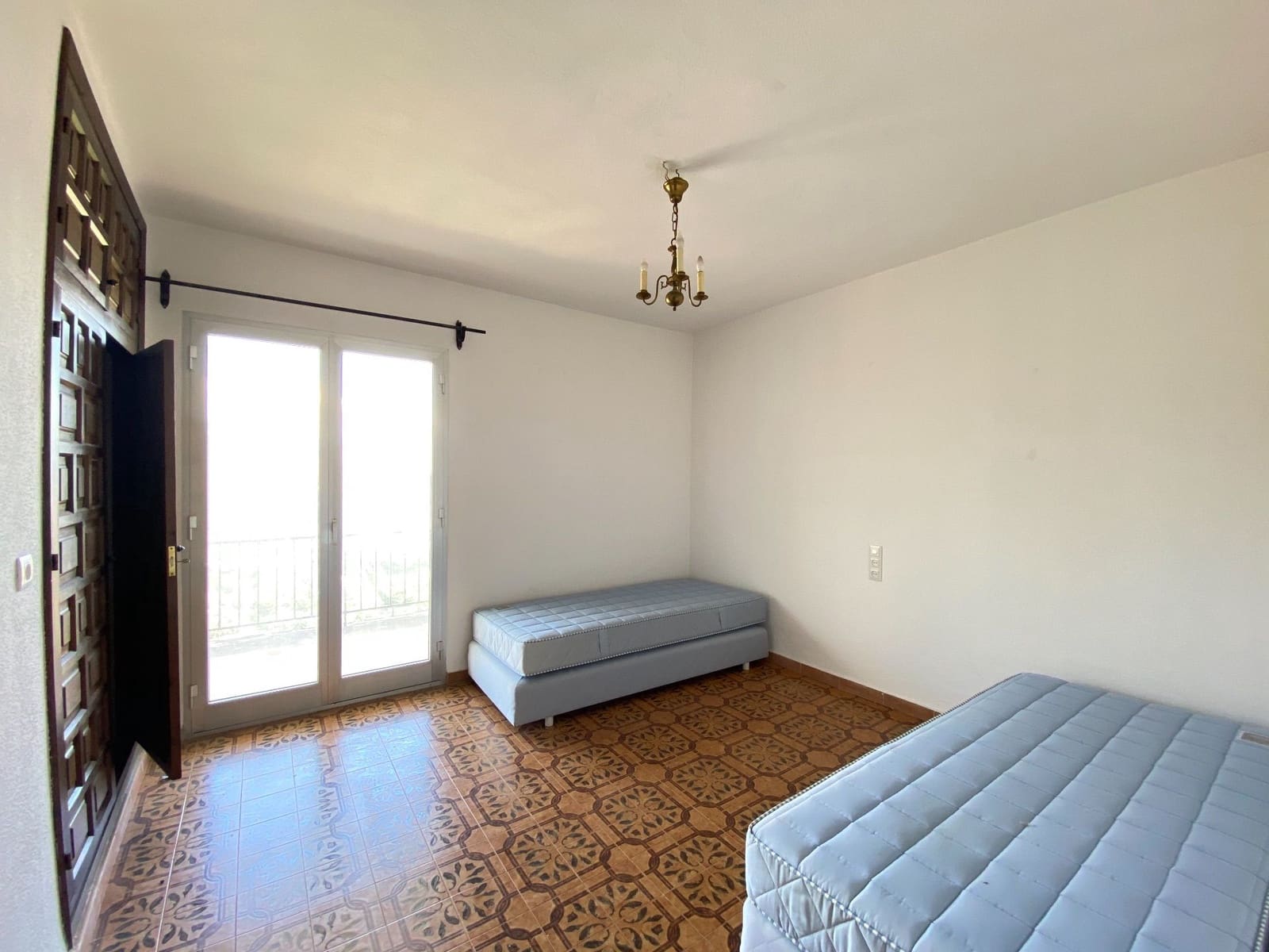 5 soveværelse Villa til salg i Almunecar med garage - € 595.000 (Ref: 9236397)