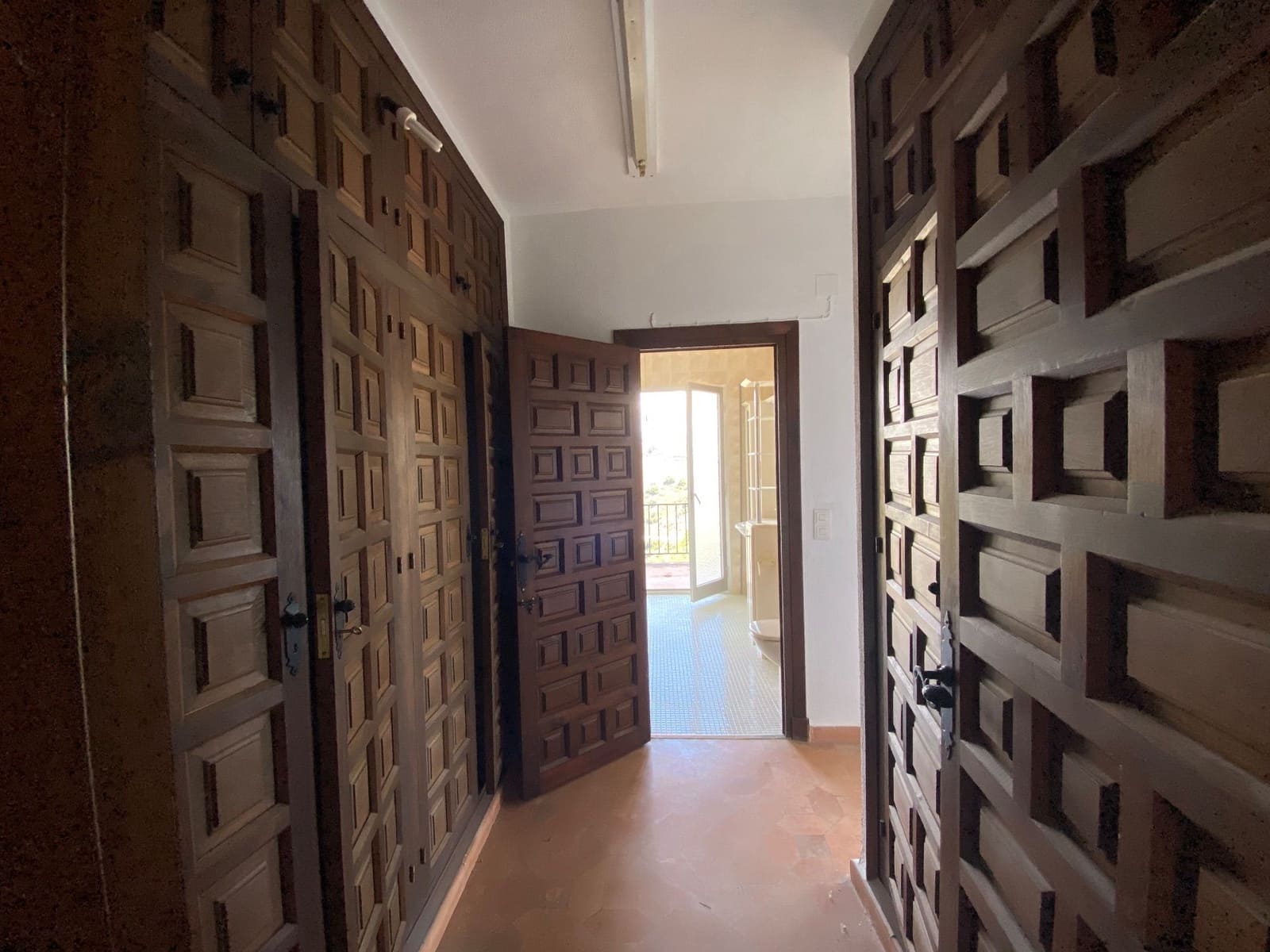 5 soveværelse Villa til salg i Almunecar med garage - € 595.000 (Ref: 9236397)