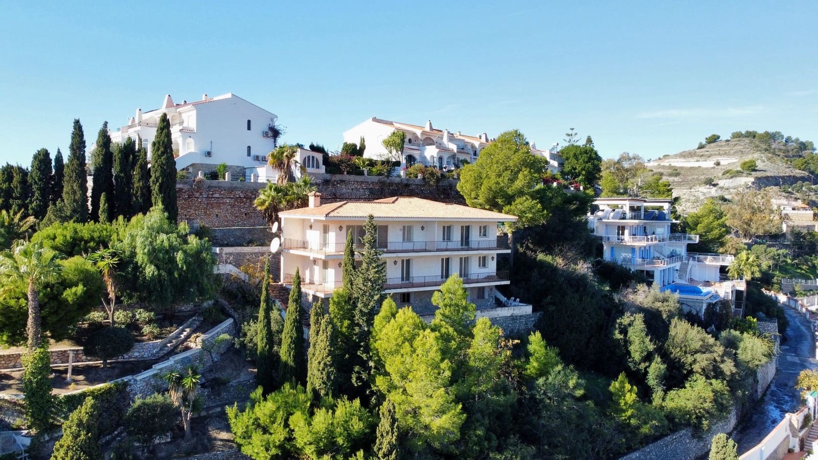 5 chambre Villa/Maison à vendre à Almunecar avec garage - 595 000 € (Ref: 9236397)