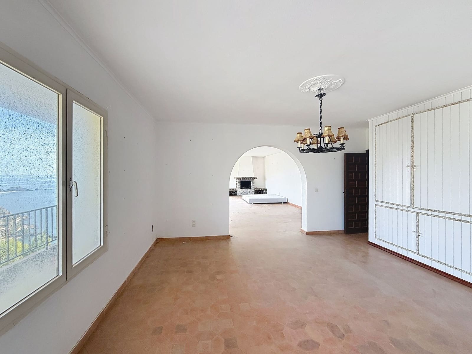 5 chambre Villa/Maison à vendre à Almunecar avec garage - 595 000 € (Ref: 9236397)