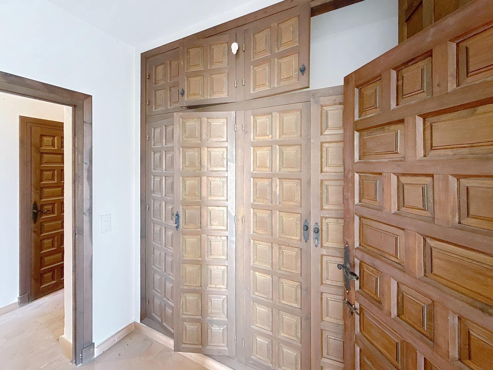 5 chambre Villa/Maison à vendre à Almunecar avec garage - 595 000 € (Ref: 9236397)