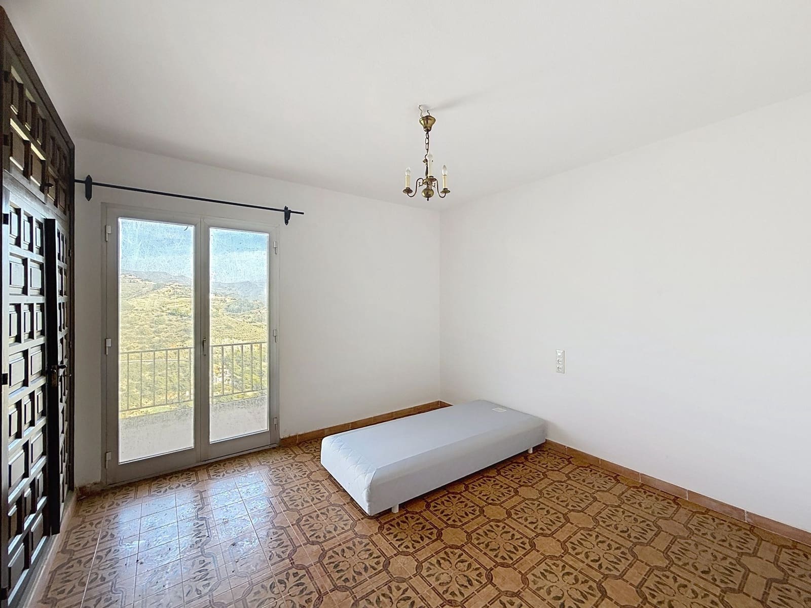 5 chambre Villa/Maison à vendre à Almunecar avec garage - 595 000 € (Ref: 9236397)