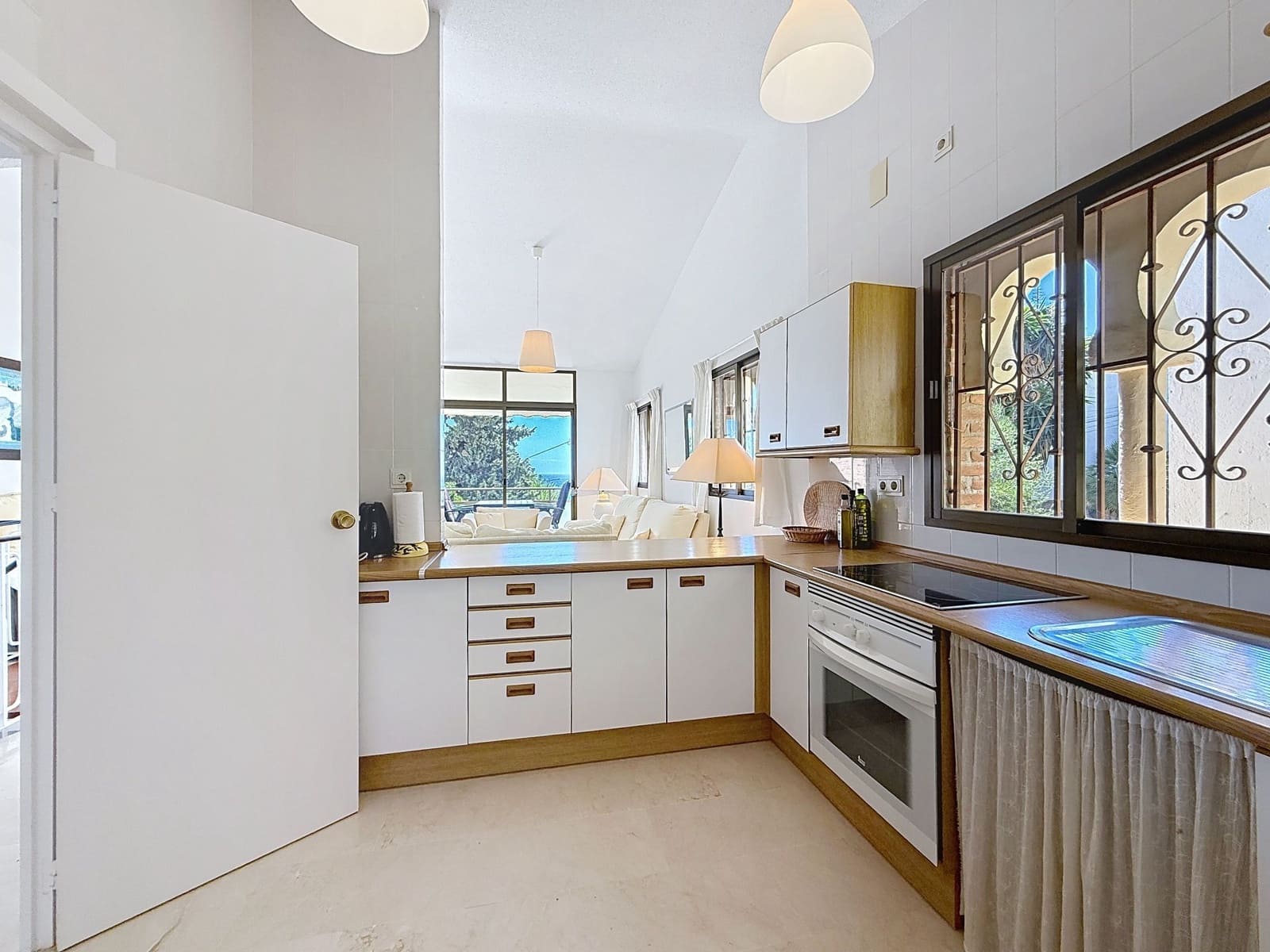 2 quarto Apartamento para venda em La Herradura com piscina garagem - 350 000 € (Ref: 9257104)