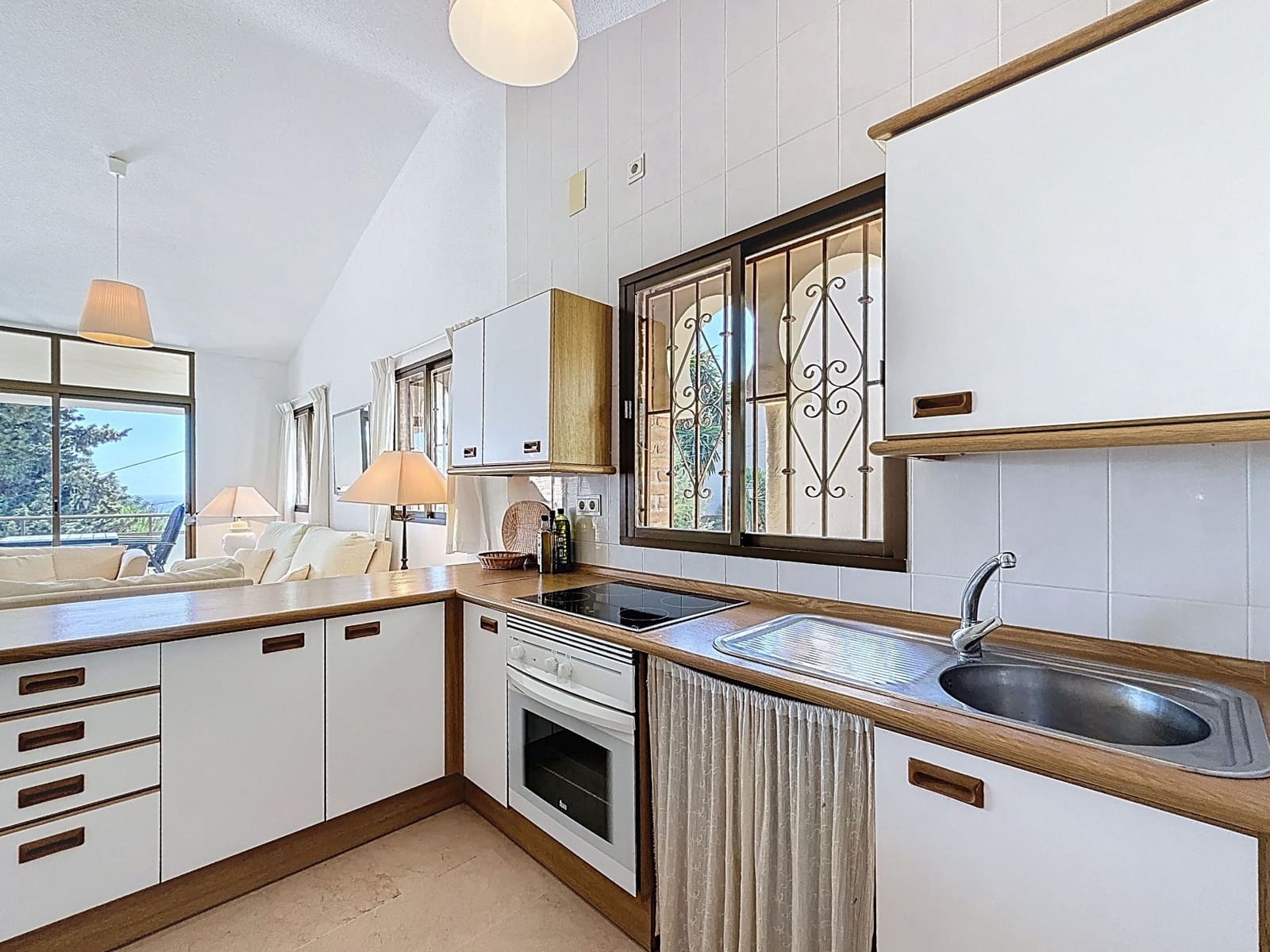 2 quarto Apartamento para venda em La Herradura com piscina garagem - 350 000 € (Ref: 9257104)