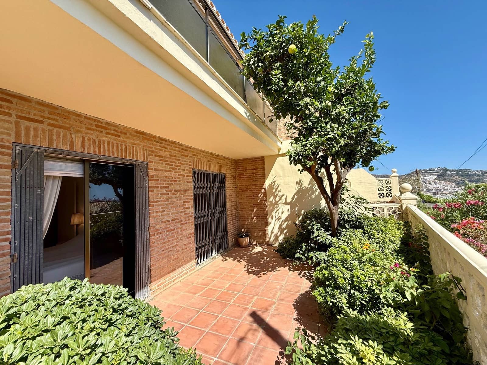 2 quarto Apartamento para venda em La Herradura com piscina garagem - 350 000 € (Ref: 9257104)