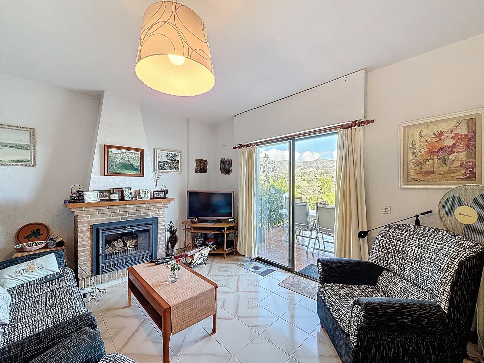3 soveværelse Villa til salg i La Herradura med swimmingpool garage - € 575.000 (Ref: 9413766)