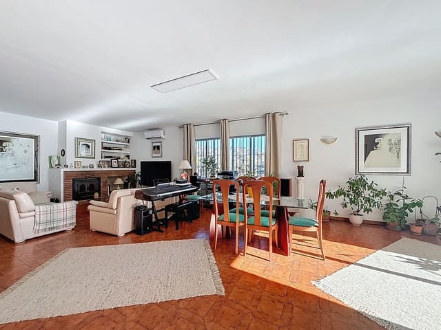 2 makuuhuone Huvila myytävänä paikassa Cotobro, Almuñécar mukana 
autotalli - 570 000 € (Ref: 9461859)