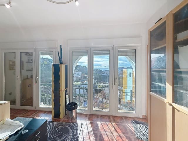 3 chambre Villa/Maison à vendre à Almuñécar avec piscine garage - 275 000 € (Ref: 9651715)