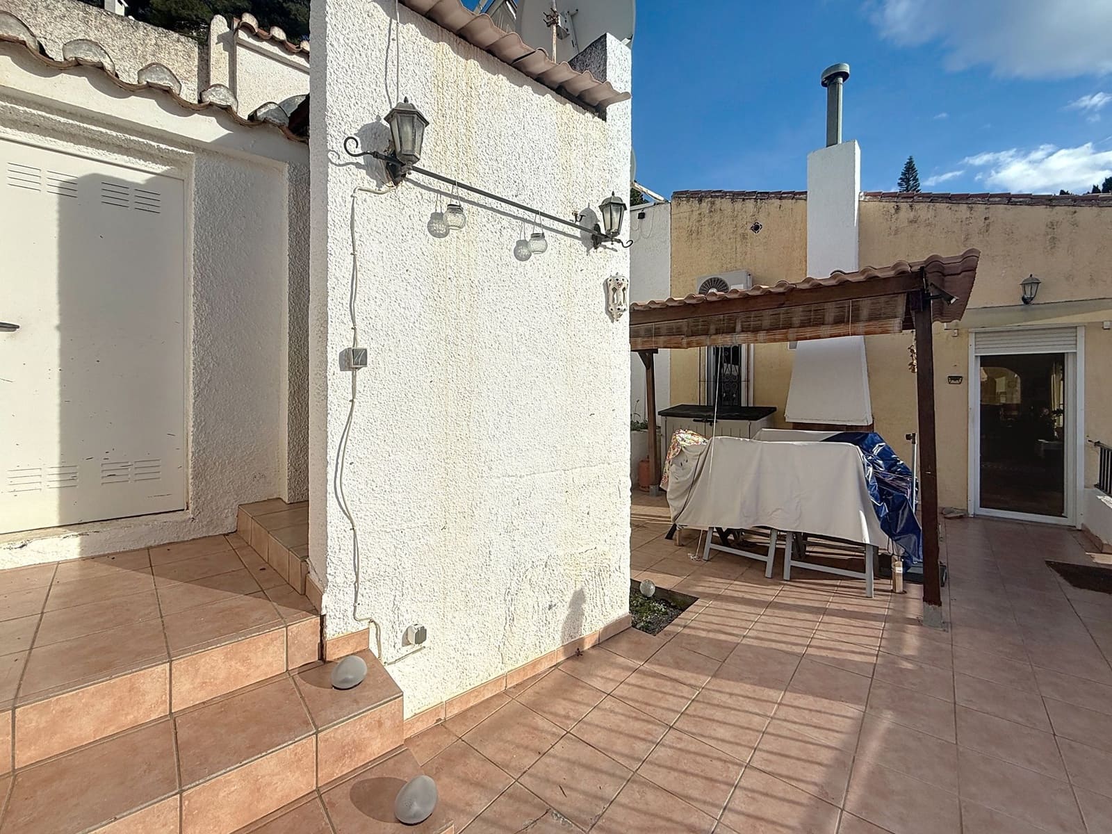 3 chambre Villa/Maison à vendre à Almunecar avec piscine garage - 275 000 € (Ref: 9651715)