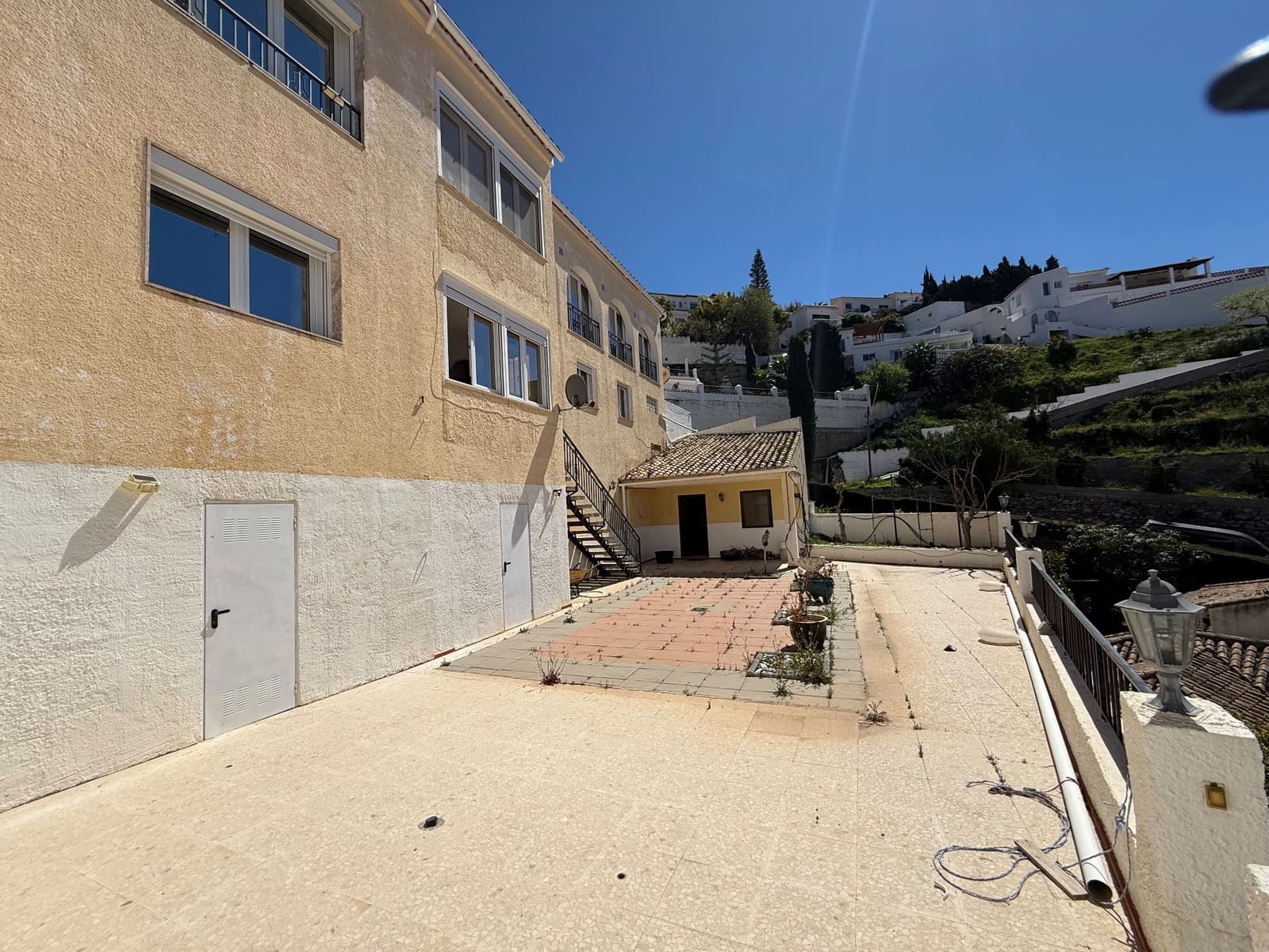 3 sypialnia Willa na sprzedaż w Almunecar z basenem garażem - 290 000 € (Ref: 9651715)