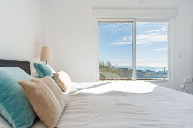 2 slaapkamer Finca/Landhuis te koop in Almuñécar met zwembad garage - € 295.000 (Ref: 9726536)