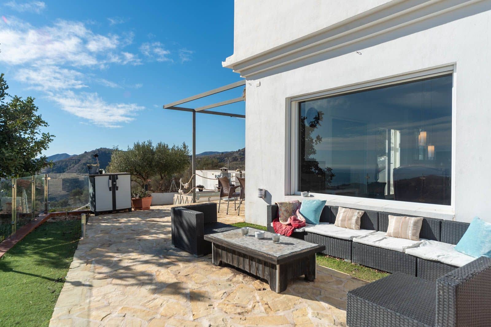 Finca/Casa Rural de 2 habitaciones en Almuñécar en venta con piscina garaje - 295.000 € (Ref: 9726536)