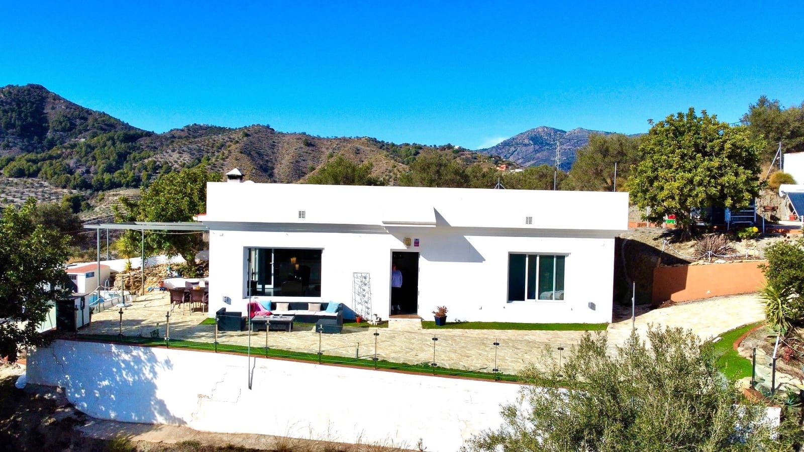 Finca/Casa Rural de 2 habitaciones en Almuñécar en venta con piscina garaje - 295.000 € (Ref: 9726536)