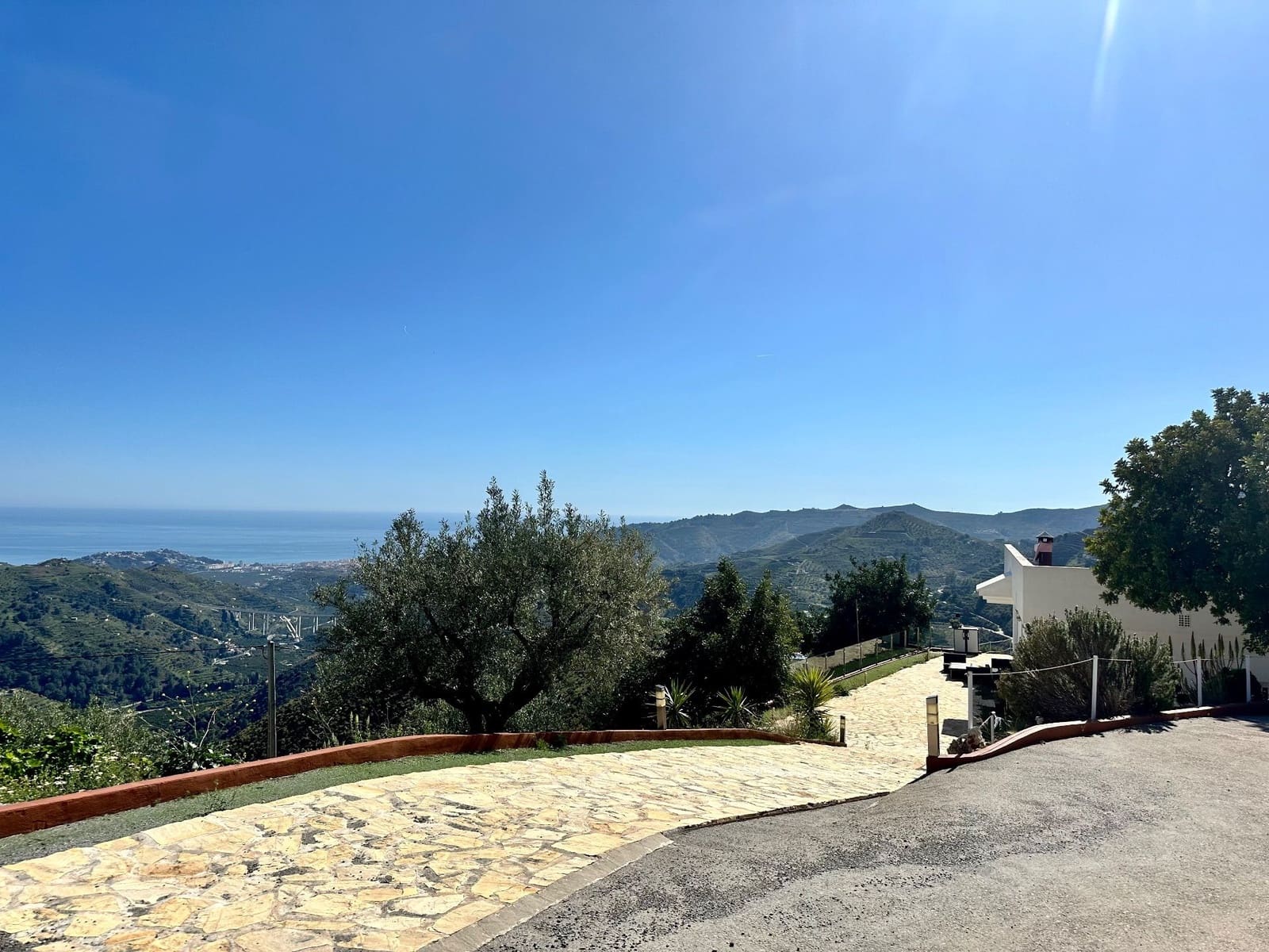 Finca/Casa Rural de 2 habitaciones en Almuñécar en venta con piscina garaje - 295.000 € (Ref: 9726536)