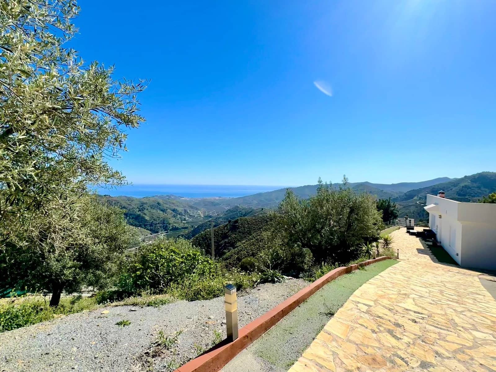 Finca/Casa Rural de 2 habitaciones en Almuñécar en venta con piscina garaje - 295.000 € (Ref: 9726536)