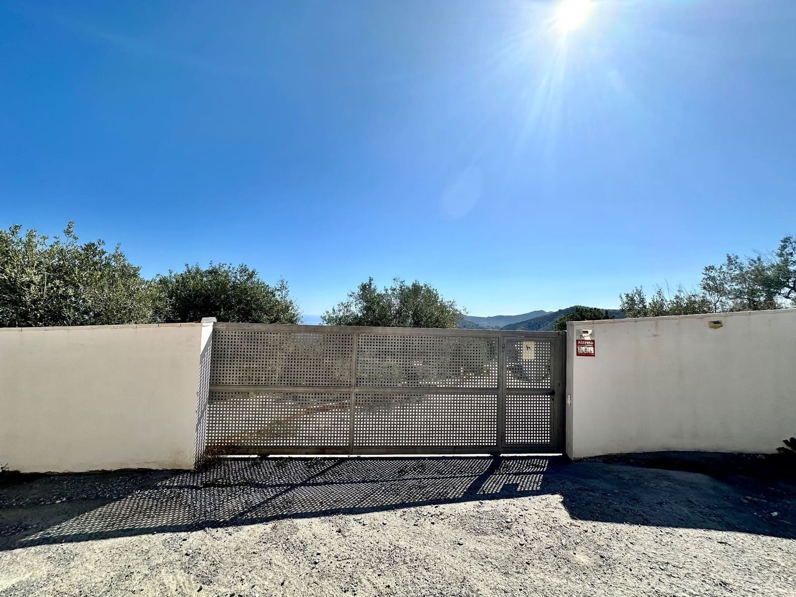 Finca/Casa Rural de 2 habitaciones en Almuñécar en venta con piscina garaje - 295.000 € (Ref: 9726536)