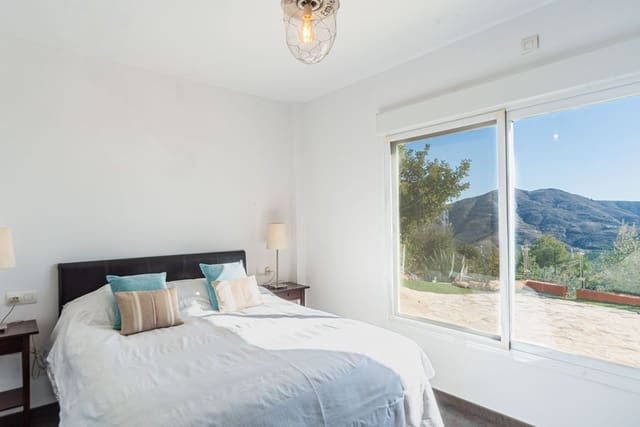 2 chambre Finca/Maison de Campagne à vendre à Almuñécar avec piscine garage - 295 000 € (Ref: 9726536)