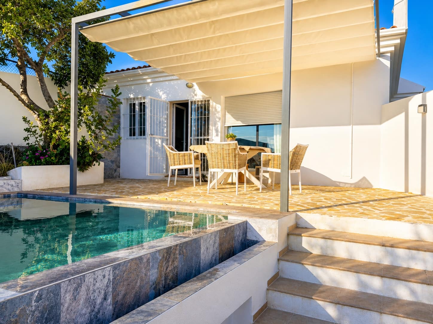2 bedroom Finca/Country House for sale in Almunecar with pool garage - € 295,000 (Ref: 9726536)
