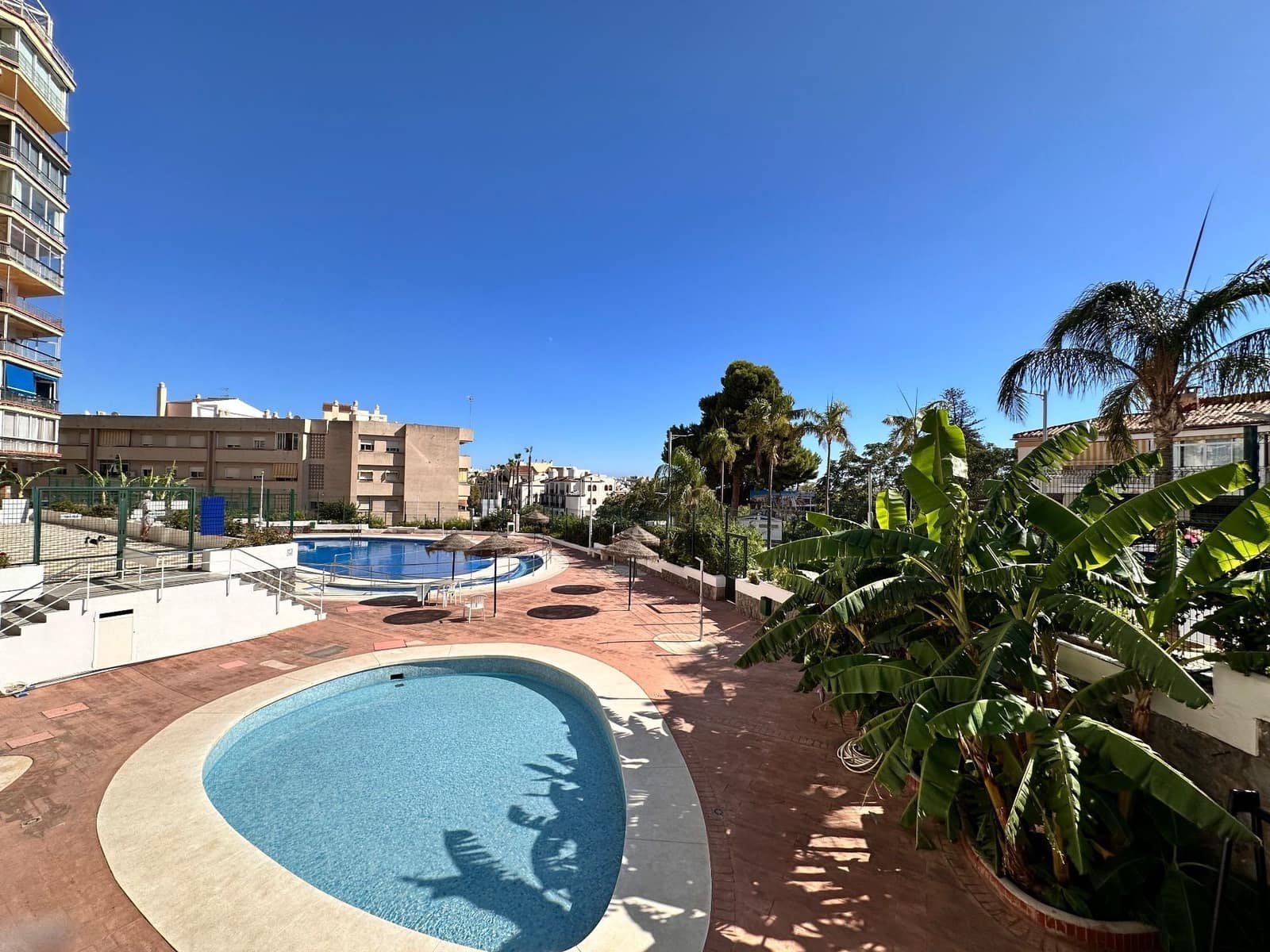 1 bedroom Apartment for sale in Almunecar with pool garage - € 180,000 (Ref: 9726538)