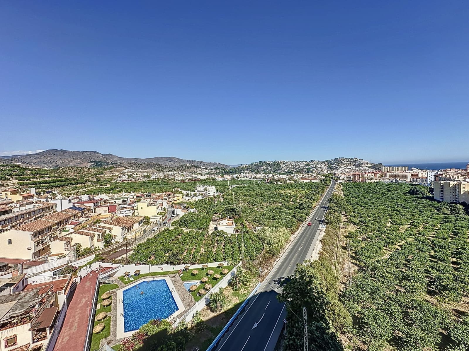 1 bedroom Apartment for sale in Almunecar with pool garage - € 180,000 (Ref: 9726538)