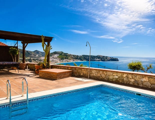 3 chambre Villa/Maison à vendre à La Herradura, Almuñécar avec piscine garage - 750 000 € (Ref: 9747749)