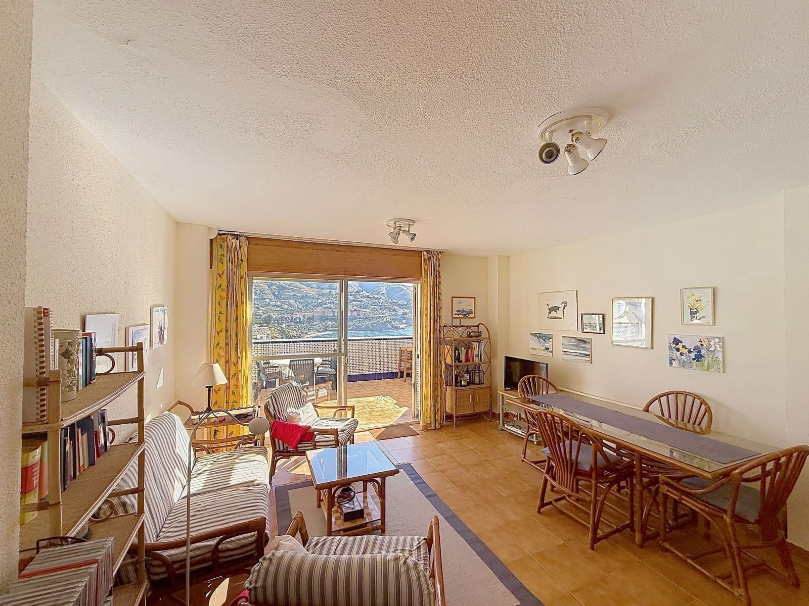 3 bedroom Apartment for sale in Almunecar with pool garage - € 370,000 (Ref: 9804152)