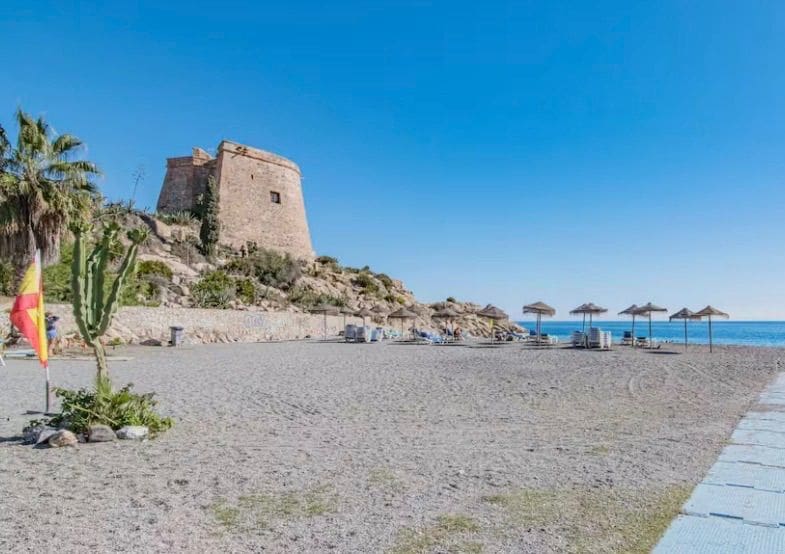 3 bedroom Apartment for sale in Almunecar with pool garage - € 339,000 (Ref: 9804152)