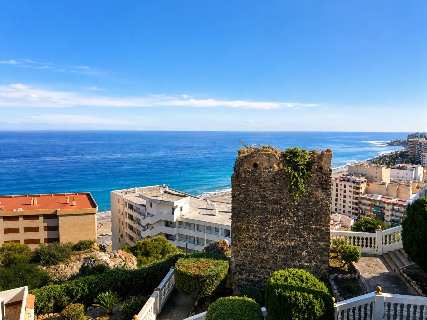 3 bedroom Apartment for sale in Almunecar with pool garage - € 339,000 (Ref: 9804152)