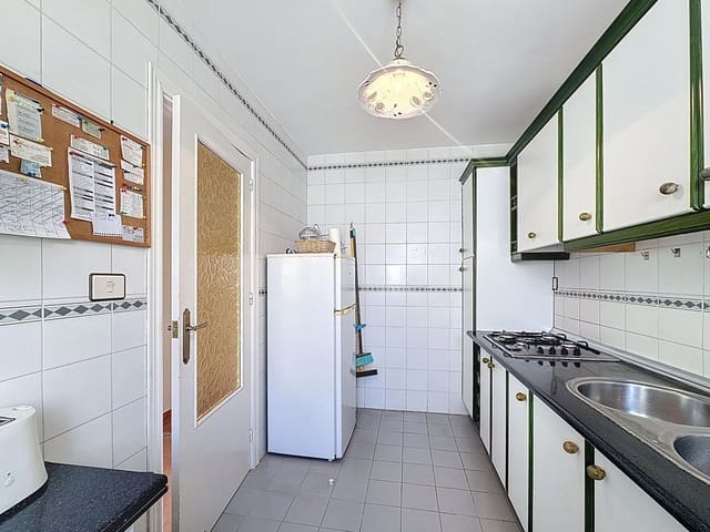 3 sovrum Lägenhet till salu i Almuñécar med pool garage - 339 000 € (Ref: 9804152)