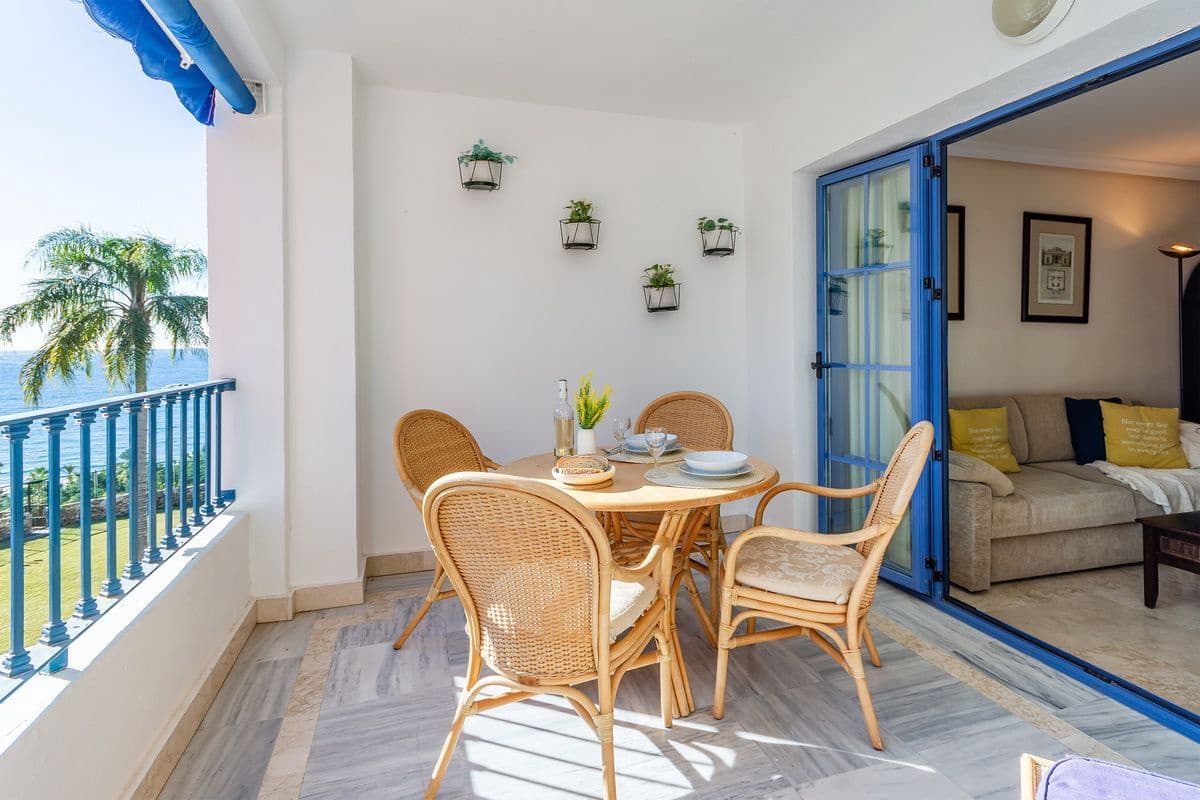 2 bedroom Apartment for sale in Almunecar with pool garage - € 350,000 (Ref: 9855210)
