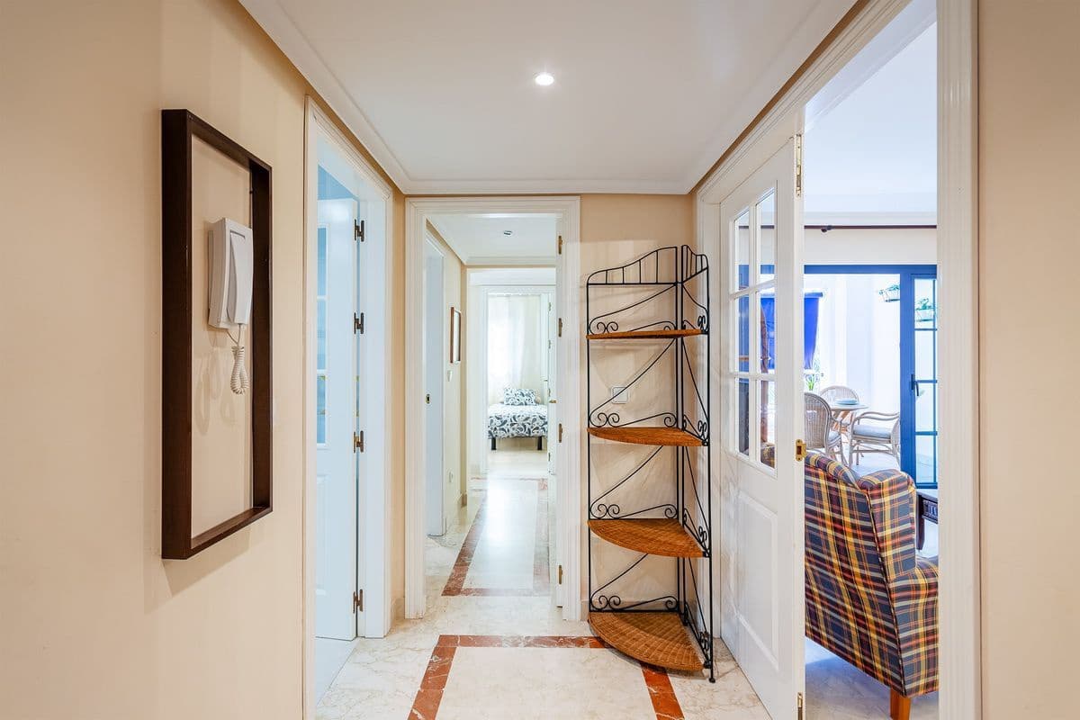 2 bedroom Apartment for sale in Almunecar with pool garage - € 350,000 (Ref: 9855210)