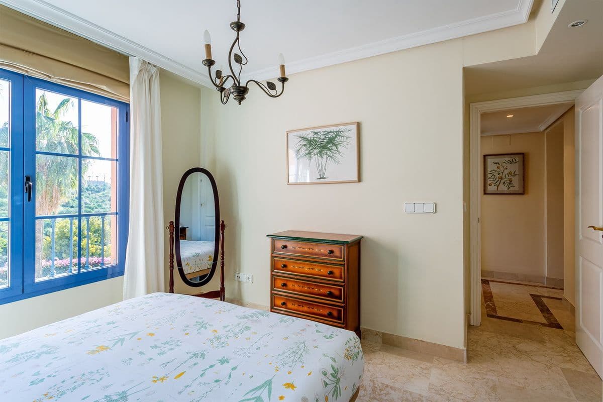 2 bedroom Apartment for sale in Almunecar with pool garage - € 350,000 (Ref: 9855210)