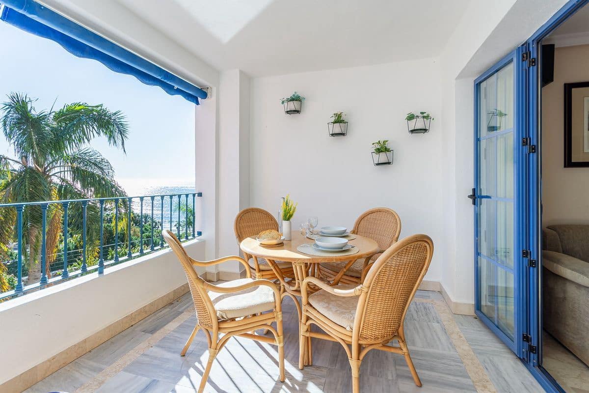 2 bedroom Apartment for sale in Almunecar with pool garage - € 350,000 (Ref: 9855210)