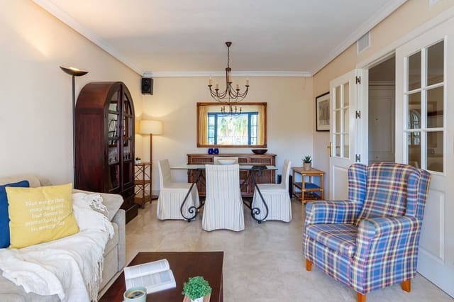 2 Zimmer Apartment zu verkaufen in Almuñécar mit Pool Garage - 350.000 € (Ref: 9855210)