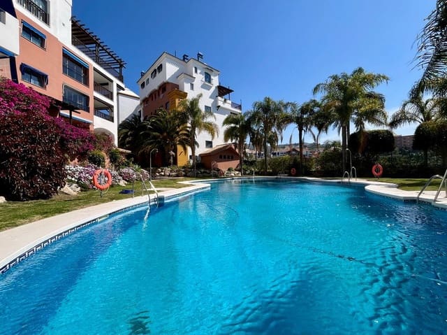 2 Zimmer Apartment zu verkaufen in Almuñécar mit Pool Garage - 365.000 € (Ref: 9855211)