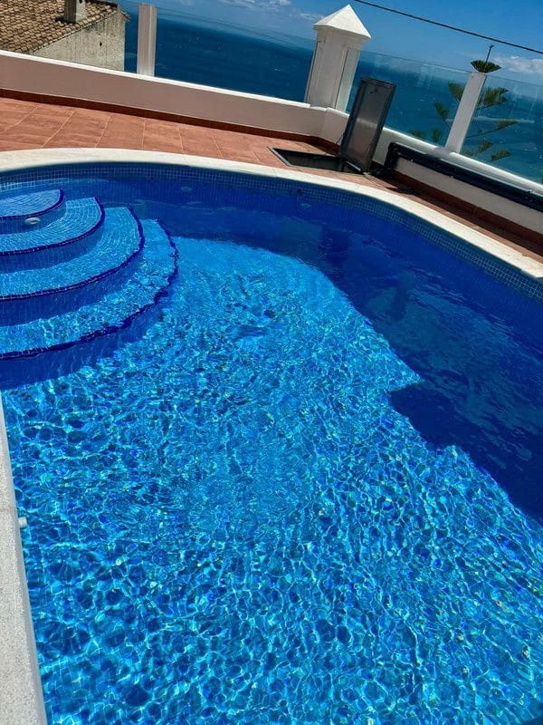 2 bedroom Villa for sale in Almunecar with pool garage - € 598,000 (Ref: 9855212)
